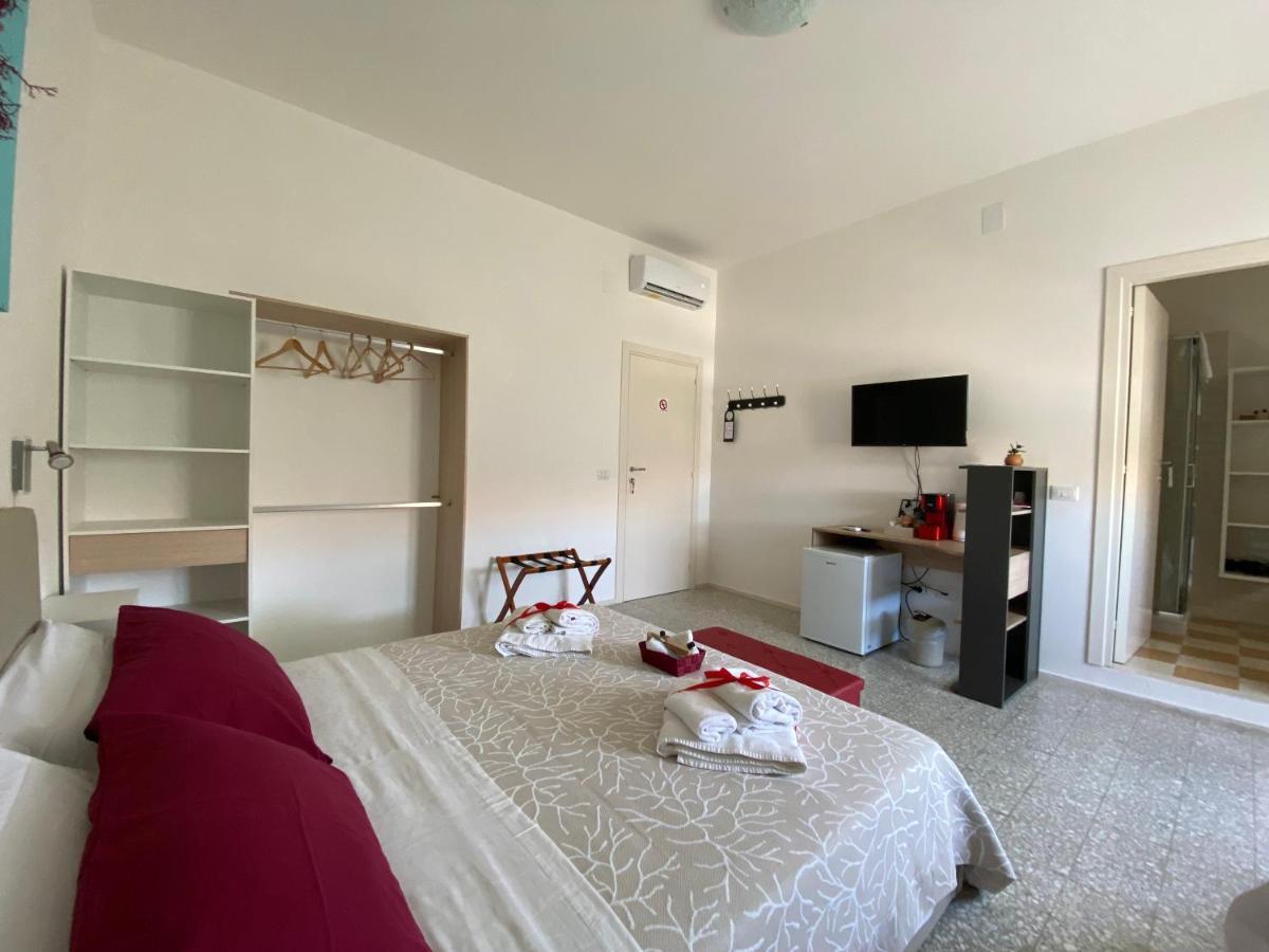 Rossocorallo Rooms Алгеро Екстериор снимка
